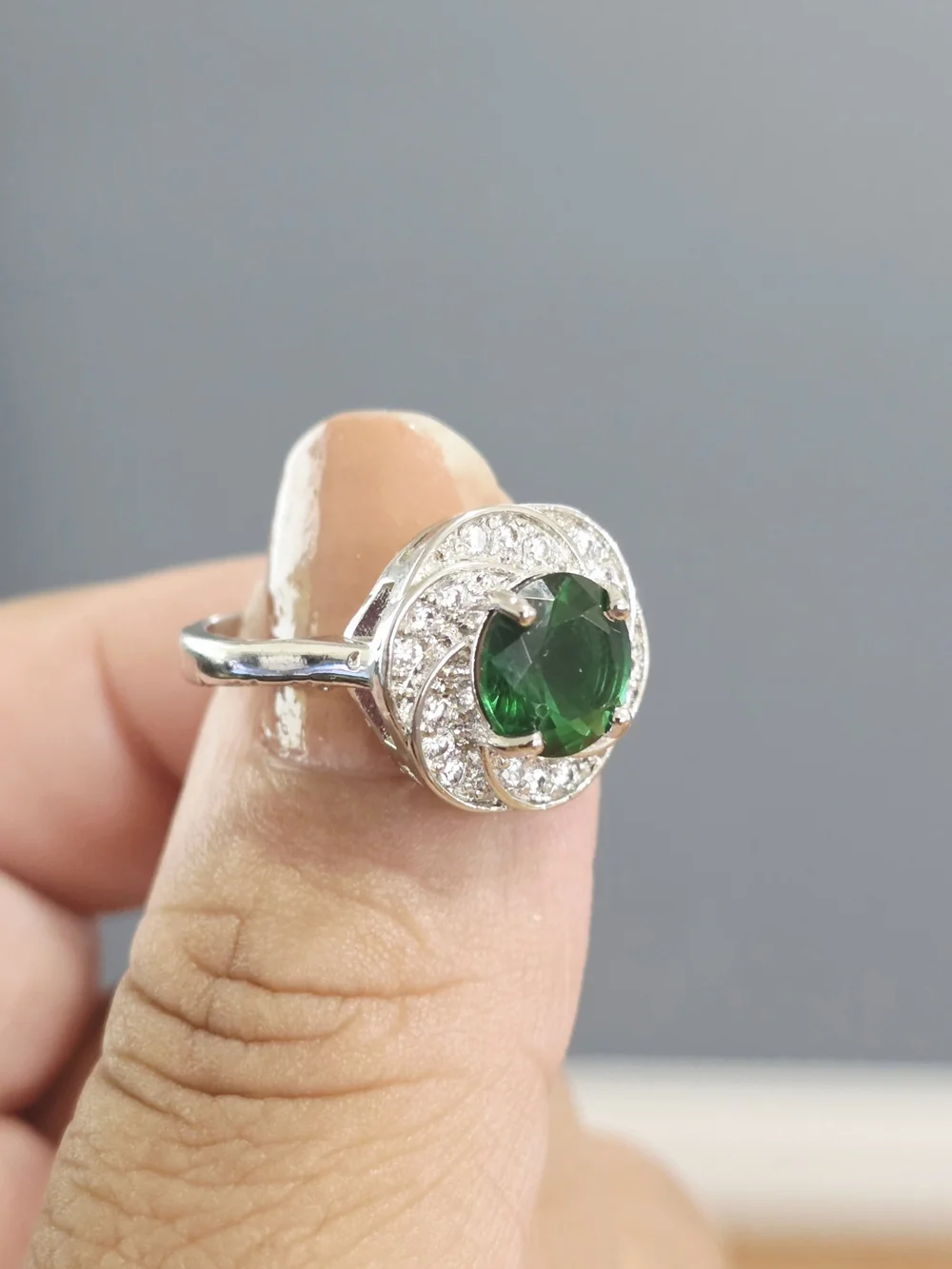 White Gold Plated Ring with Emerald Green Center Stone